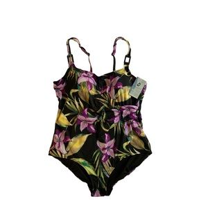 Jaclyn Smith NWT Tummy Control One Piece Swimwear size 20, tropical flower print